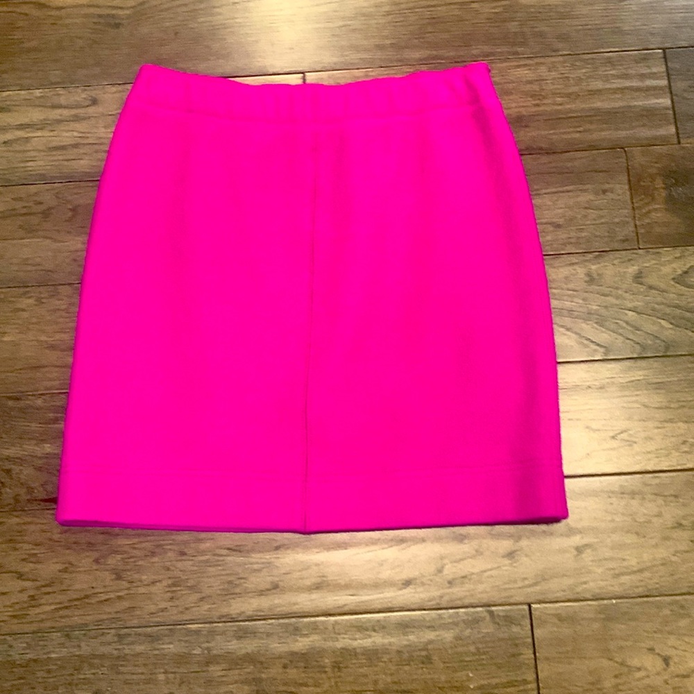 Fuchsia wool blend skirt. Dress up or down